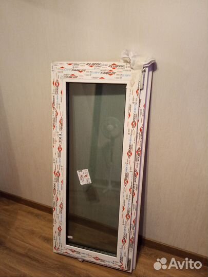 Окно пластиковое 1400*630