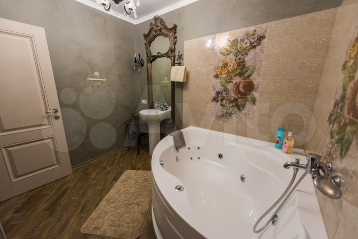 1-к. квартира, 52 м², 7/15 эт.