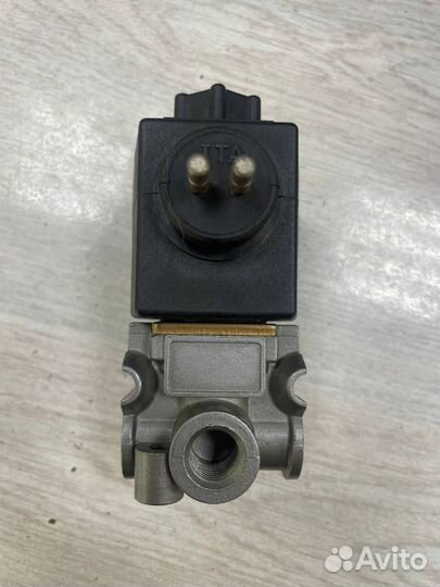 Клапан электромагнитный Scania 3s/4s подъема ленив