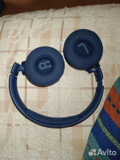 Беспроводные наушники jbl tune 560Bt