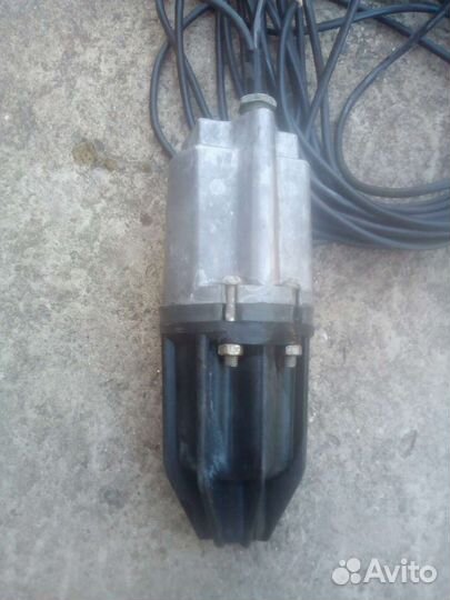 Насос погружной (вибрационный)