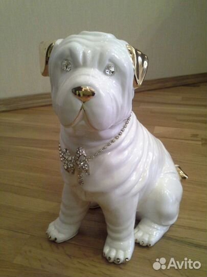 Статуэтка собака