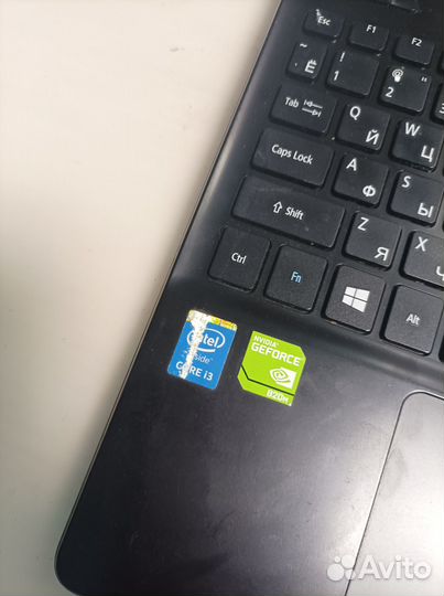 Ноутбук i3 4030U/4GB/GT820M SSD+HDD для игр работы