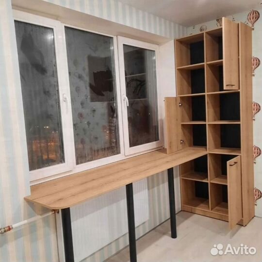 Детская рабочая зона у окна aa 10