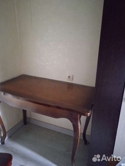 Стул пр-во Малайзия, стол - пр-во Малайзия