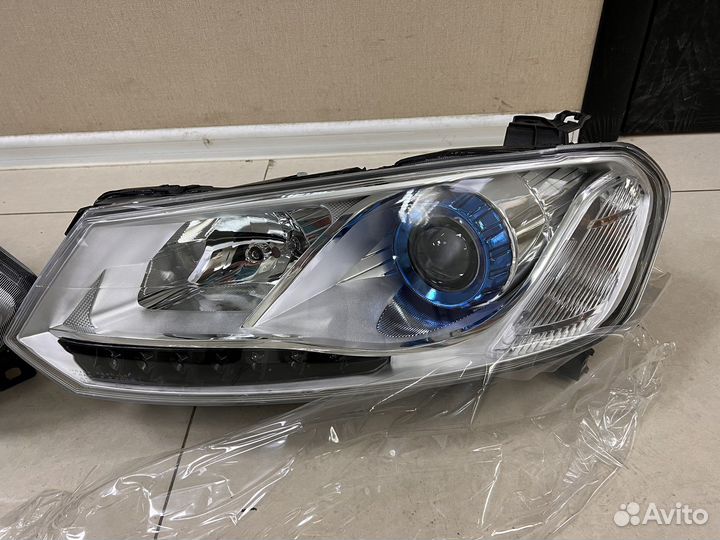 Фара передняя Zotye T600 ксенон