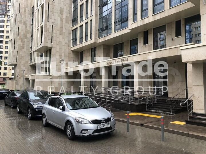 Сдам торговое помещение, 500 м²