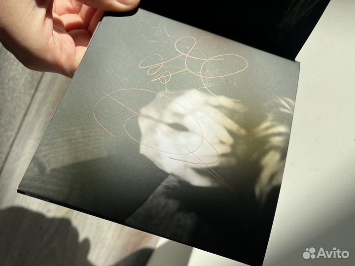 Zemfira Жить с автографом Ренаты Литвиновой