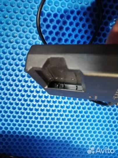 Я)зарядное устройство Olimpus Li-40c оригинал