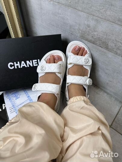 Сандалии Chanel