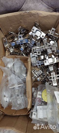 Петли мебельные,направляющие на ящики, детали лдсп