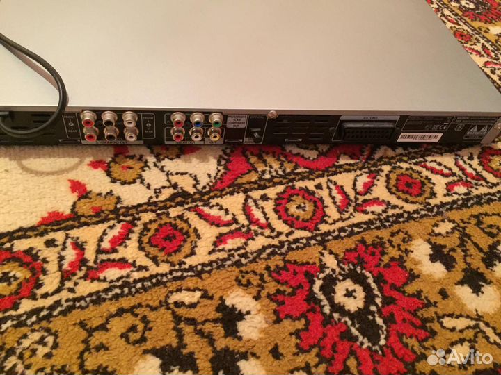 Видеомагнитофон