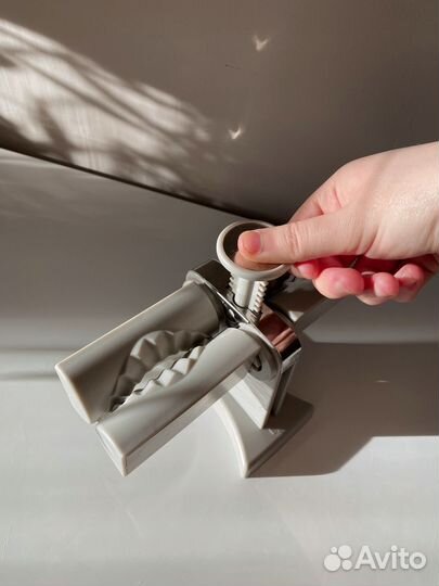 Прибор для лепки вареников/пельменей