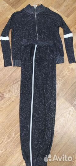 Костюм спортивный