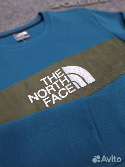 Спортивные костюмы The North face