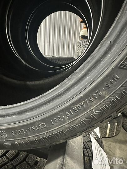 Nokian Tyres Hakkapeliitta 9 245/40 R19