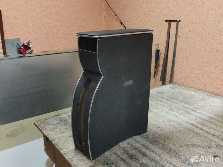 Подлокотник на газель