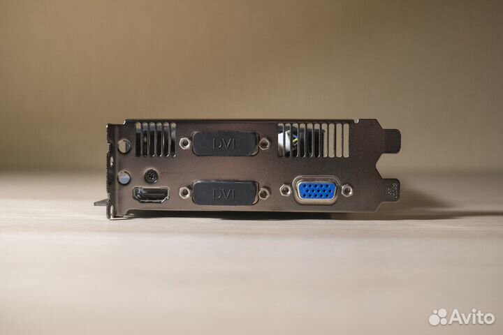 Видеокарта Asus GTX 750 Ti 2GB Почти новая