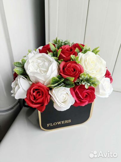 Цветы из мыла и новогодние букеты на заказ