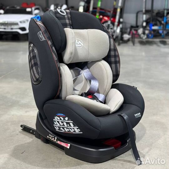 Автомобильное кресло с Isofix от 0 до 12 лет