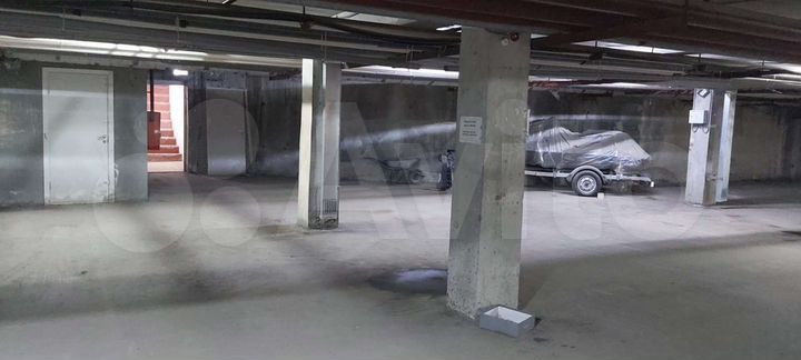 Машиноместо, 14 м²