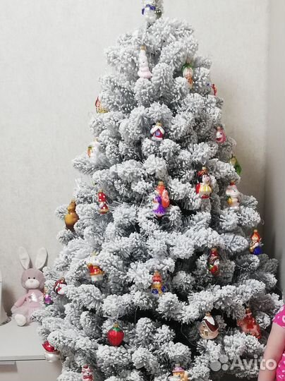 Ель искуственная литая заснеженная