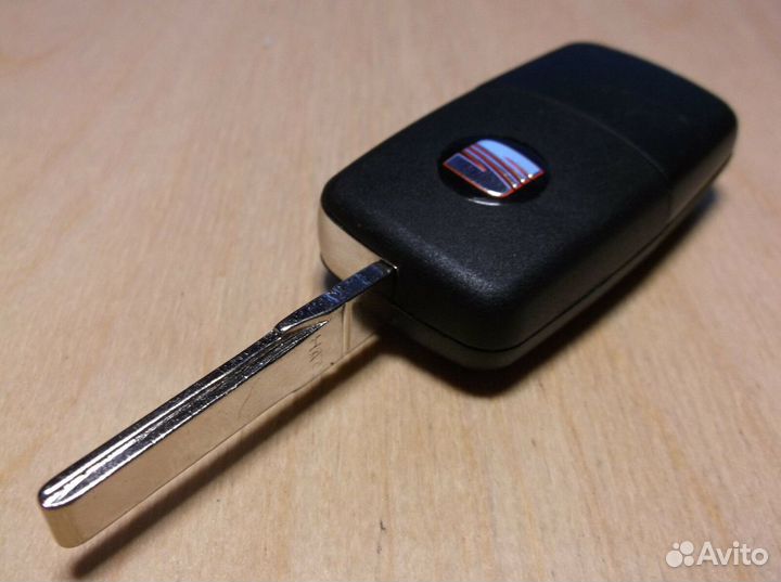 1J0 959 753 CT Seat чип ключ 2 кнопки