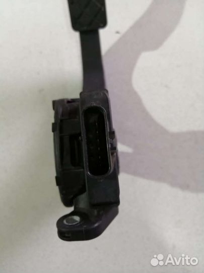 Педаль газа электронная Audi A4 B8 A5 A6 A7