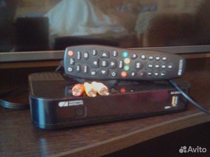 Ресивер триколор GS B520 б/у