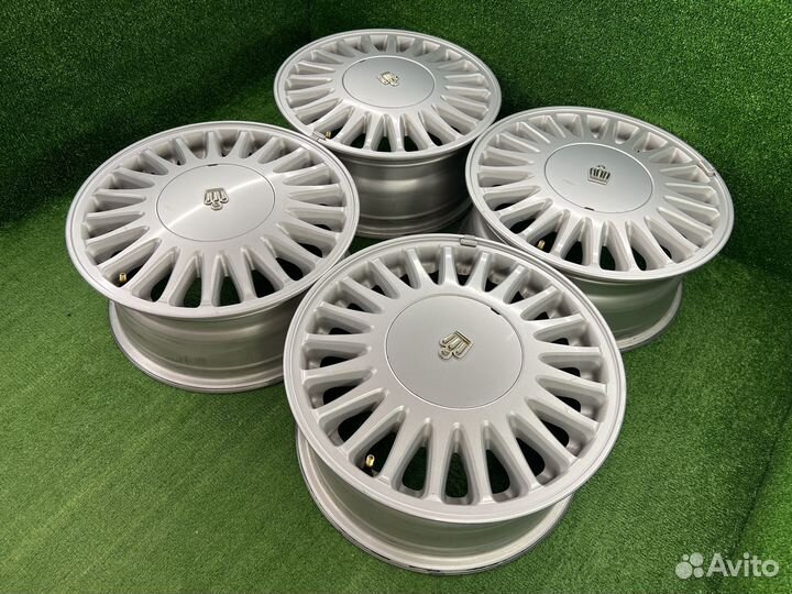 R15 Toyota Crown 5x114.3 6.5J ET+50 цо60,1мм 7,39к