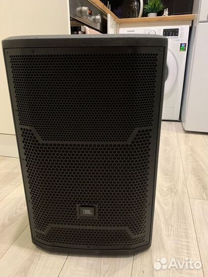 Активная колонка jbl