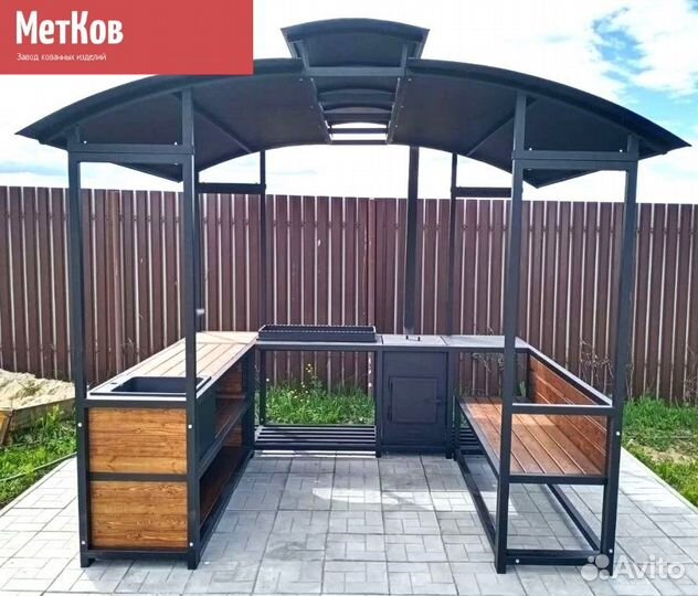 Мангал лофт с крышей