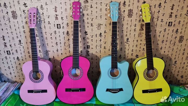 Акустическая гитара