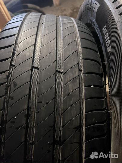 Michelin Primacy 4 215/55 R17 94W