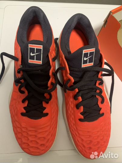 Теннисные кроссовки nike