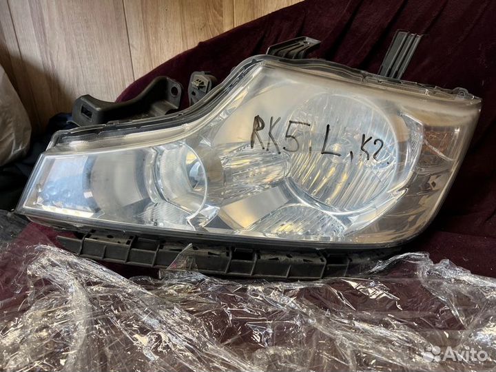 Фара передняя левая Honda Stepwgn RK1