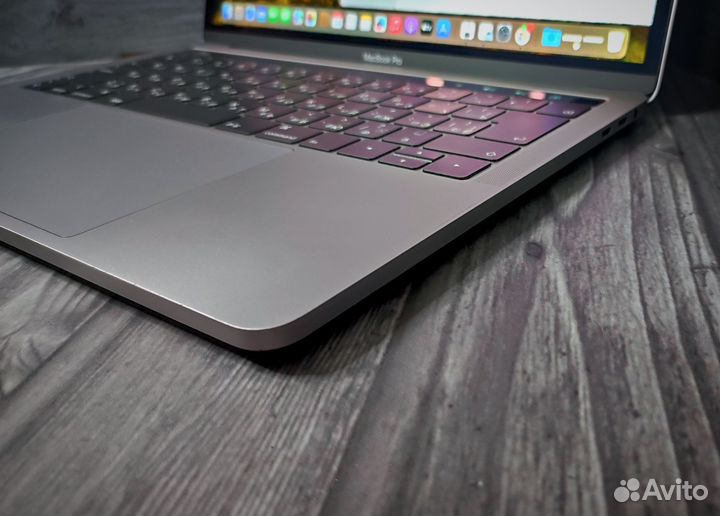 Apple MacBook Pro 2019 i7 2.8/16/256