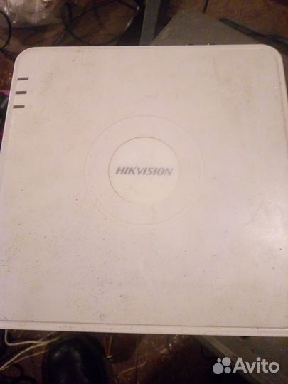 Видеорегистратор Hikvision аналоговый