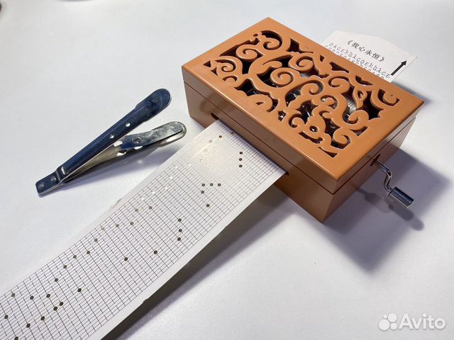 Музыкальная шкатулка подарок