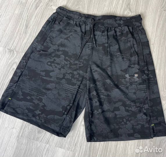 Шорты Under Armour стиль Милитари