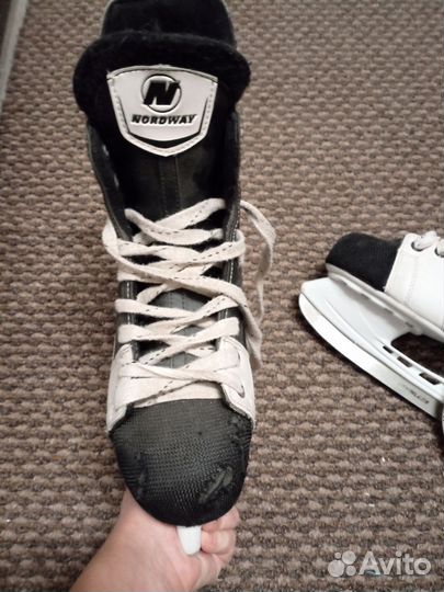 Коньки хоккейные 42 размер