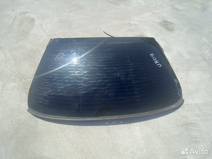 Заднее стекло bmw f10