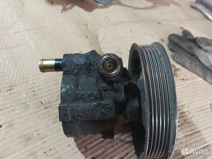 Насос гур для Opel tigra