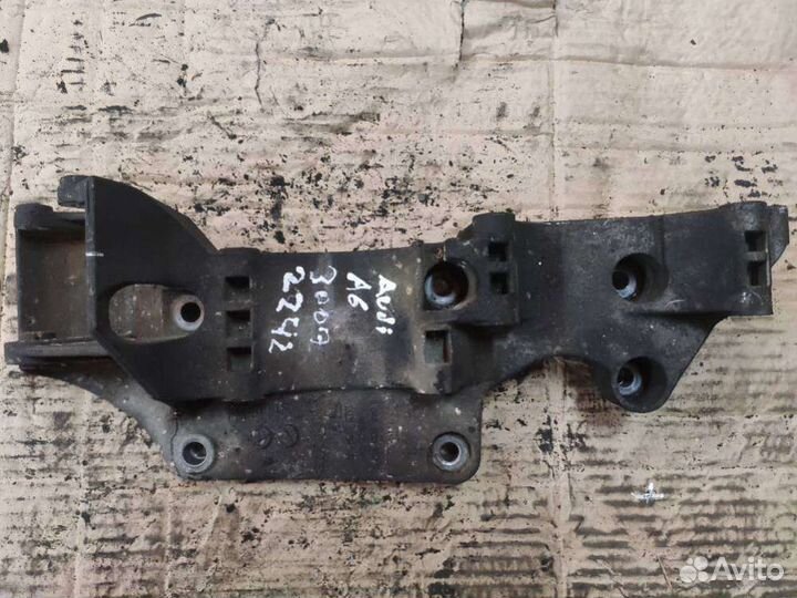 Кронштейн крепления генератора skoda vw