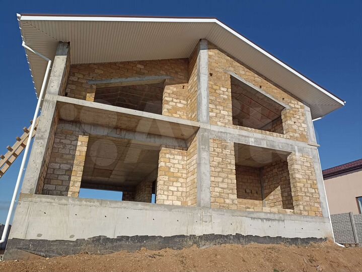 Дом 364 м² на участке 12 сот.