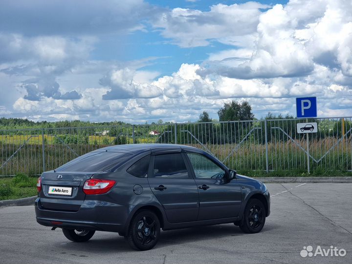 LADA Granta 1.6 МТ, 2016, 196 000 км