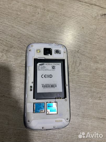 Samsung Galaxy S III GT-I9300, 32 ГБ