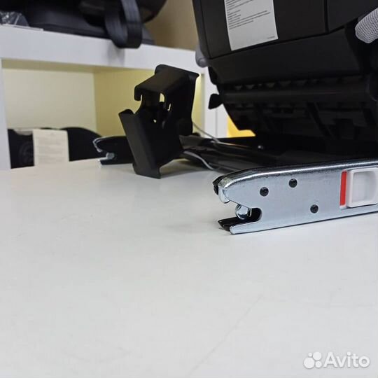 Автокресло 15-36кг изофикс Cybex Solution M-Fix SL