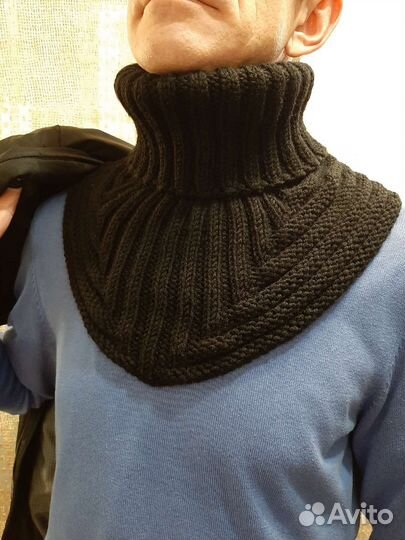 Манишка вязаная