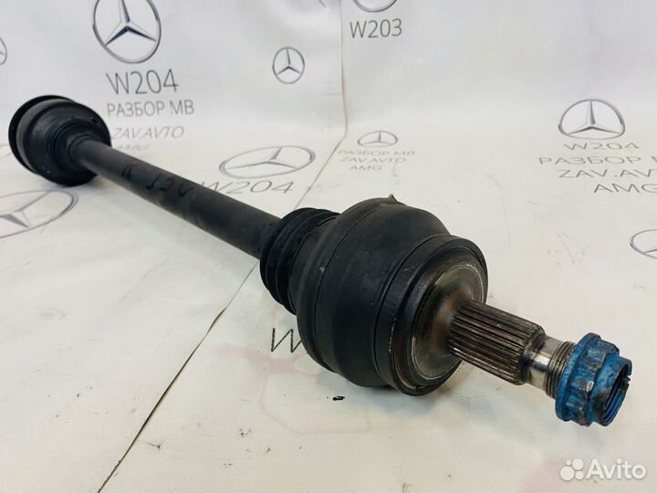 Полуось заднего моста правая Mercedes W204 W212